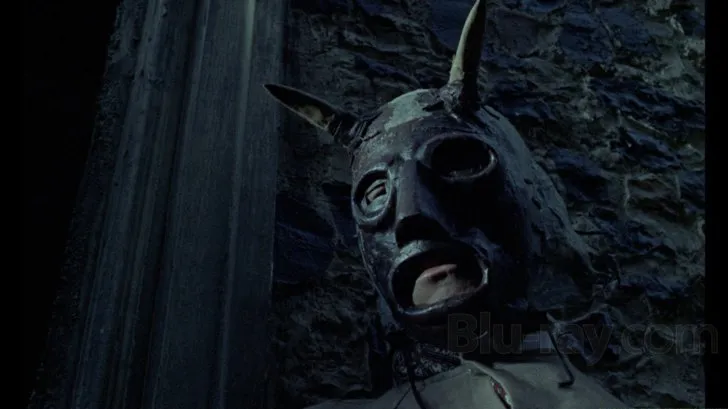 the plague of the zombies review 3