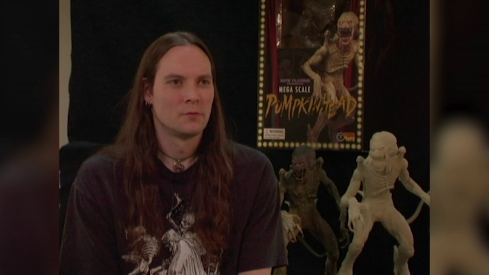 Pumpkinhead Demonic Toys featurette