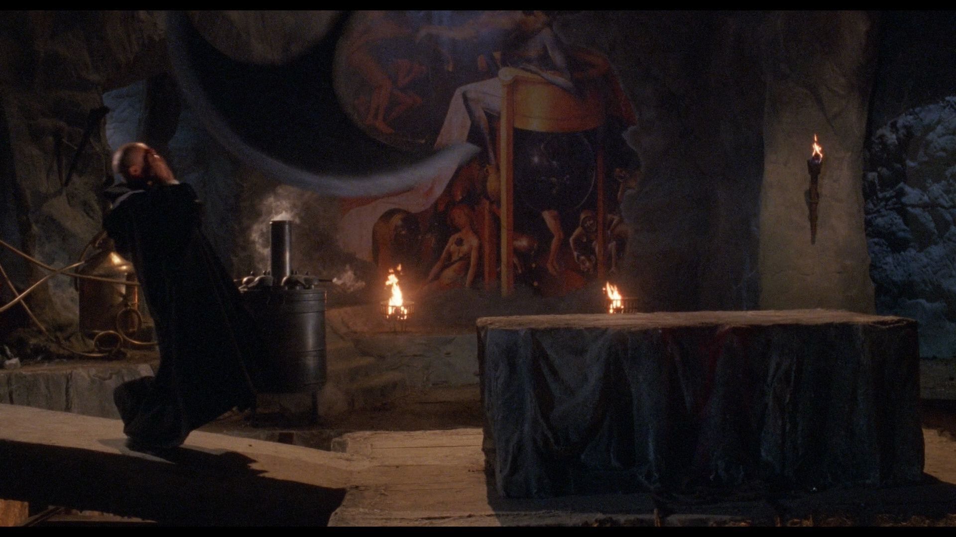 Elvira's Haunted Hills cap 11