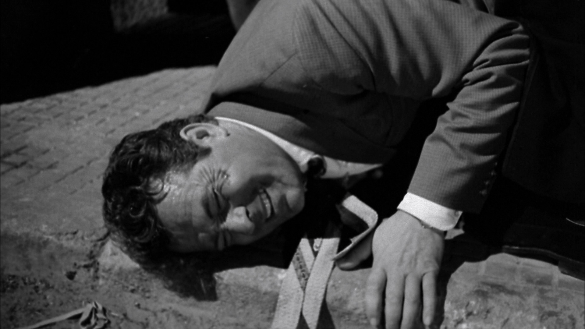 Death Whistles the Blues cap 10