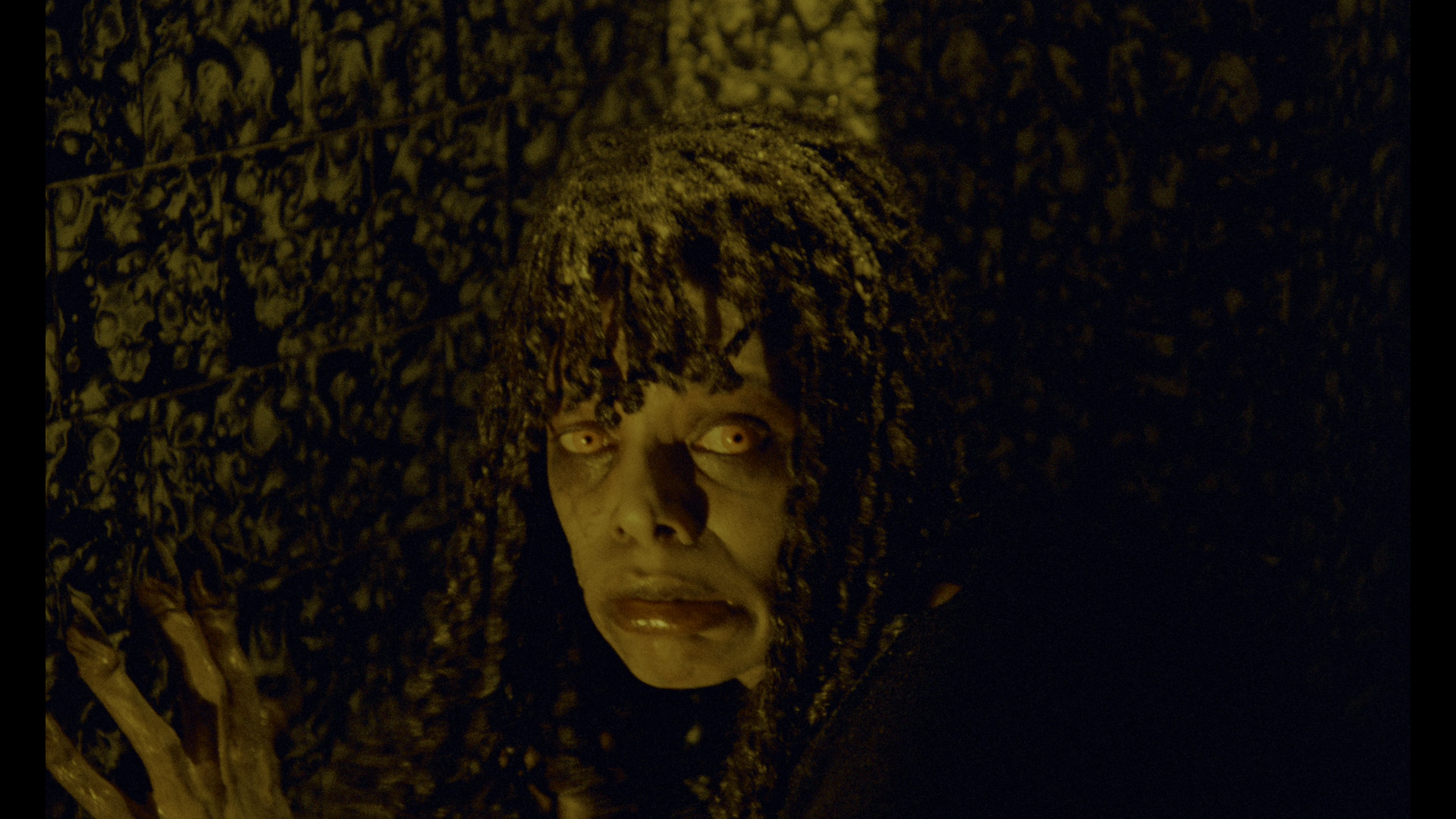 Demons UHD Screencap 2