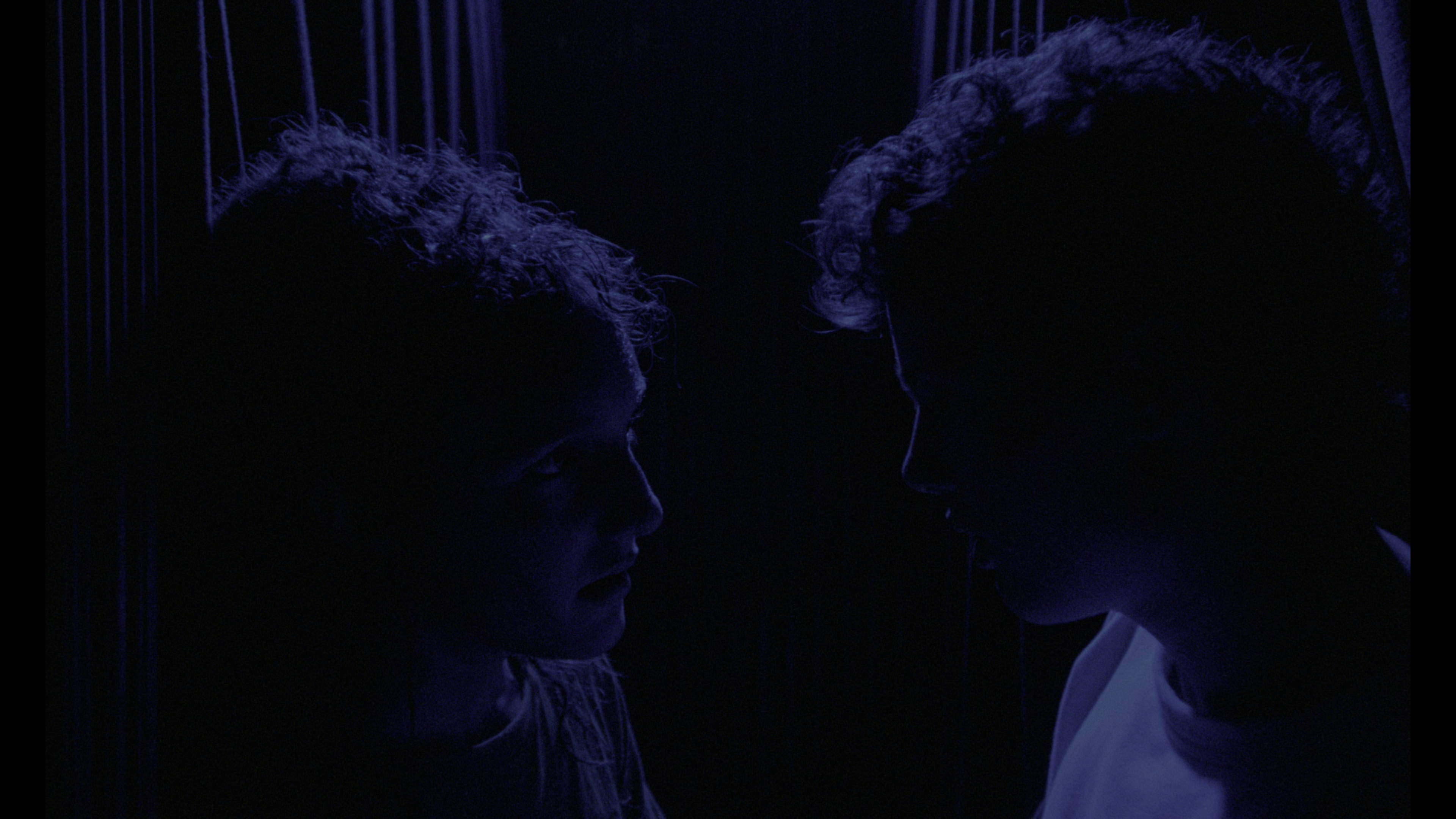 Blue Is The Warmest Color Screencaps