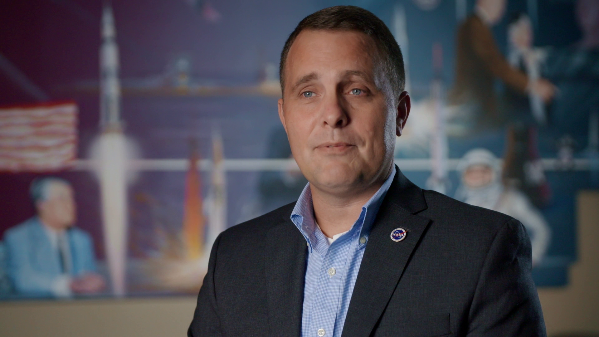 Moonfall 4K Exploring the Moon featurette