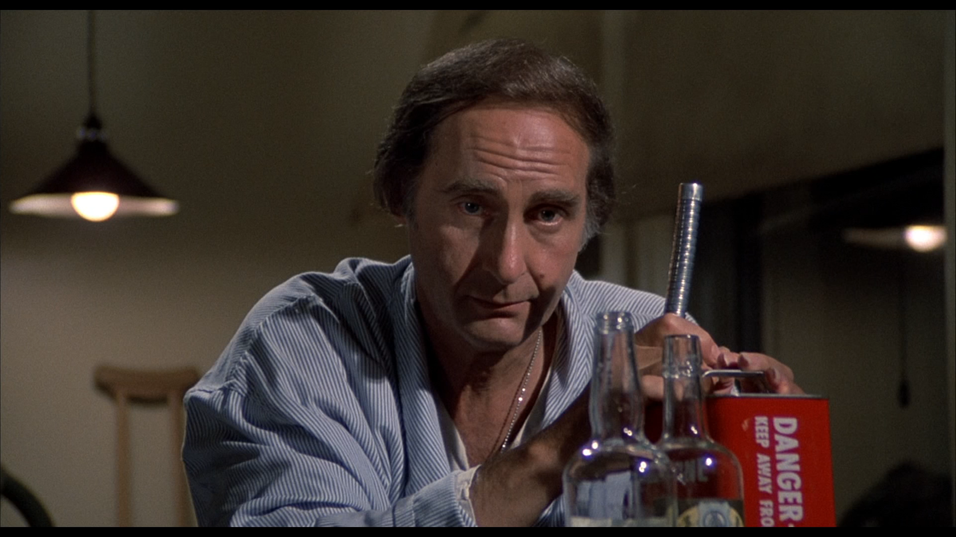 Fire Sale Blu-ray screencap 6