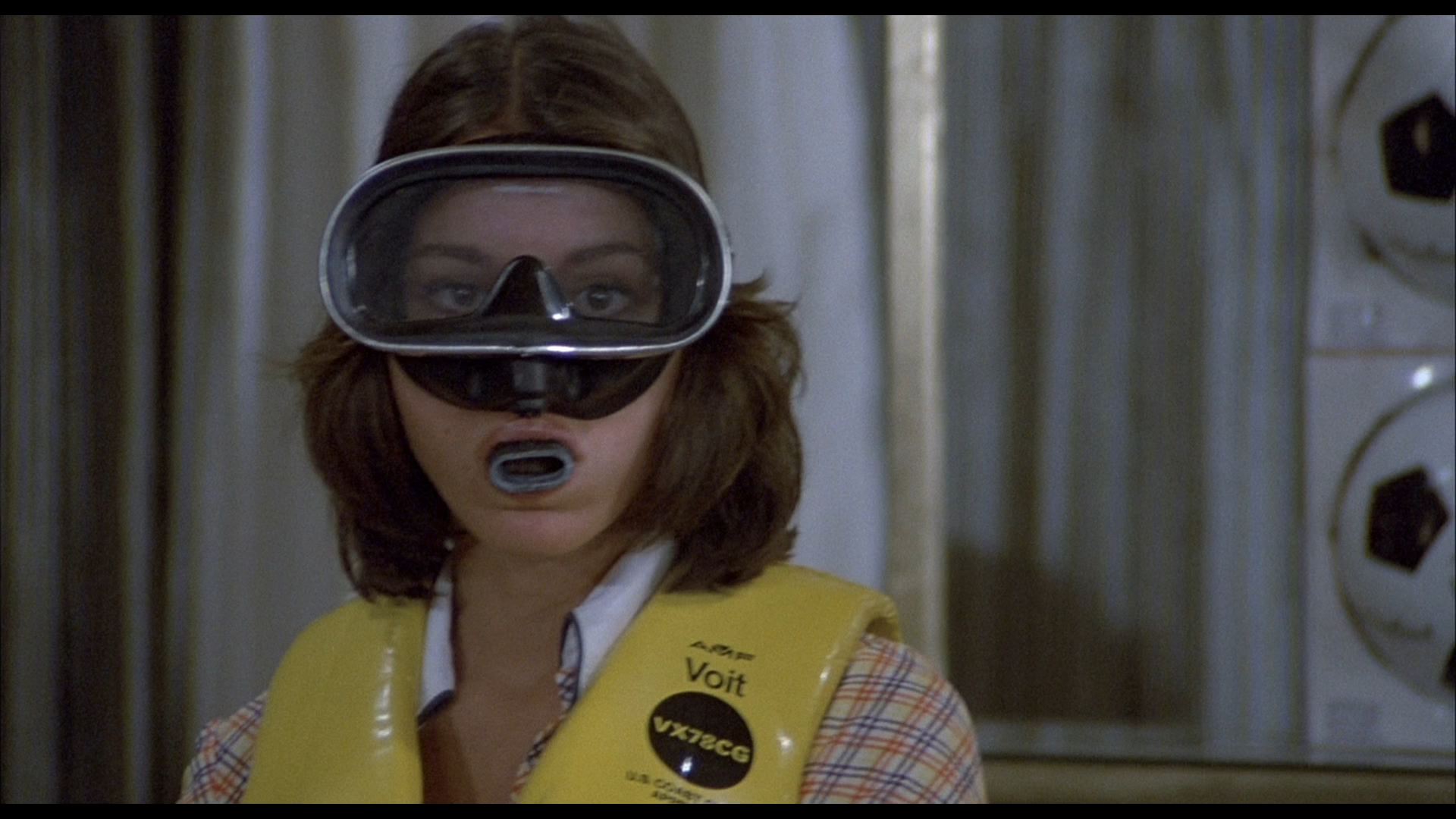 Fire Sale Blu-ray screencap 11