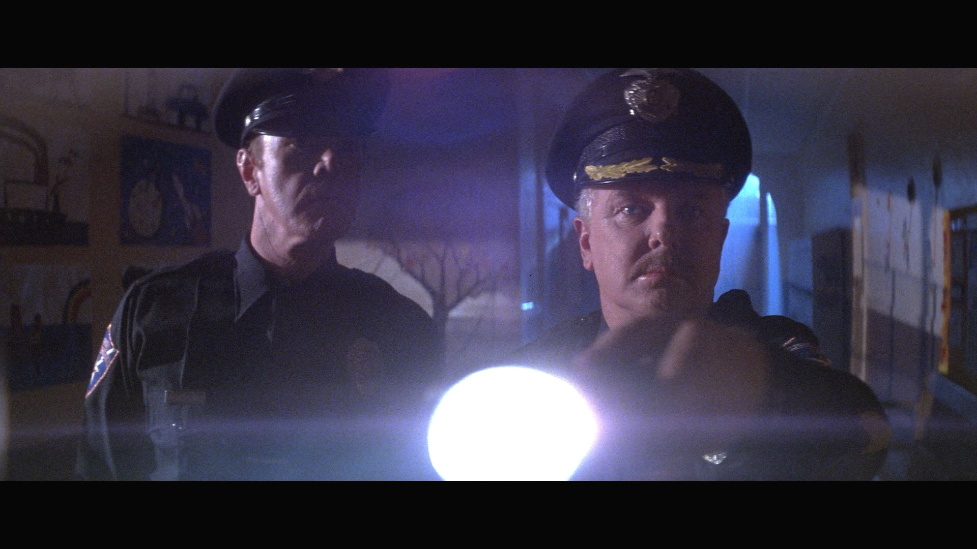 Invaders from Mars cap 6