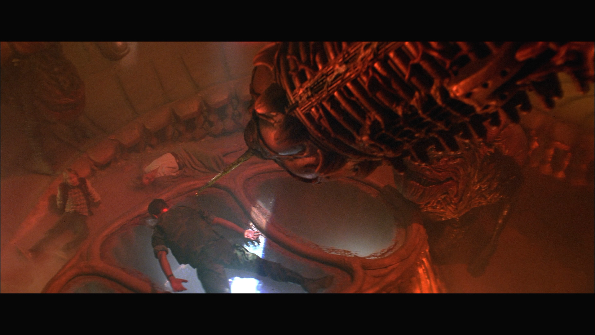 Invaders from Mars cap 10