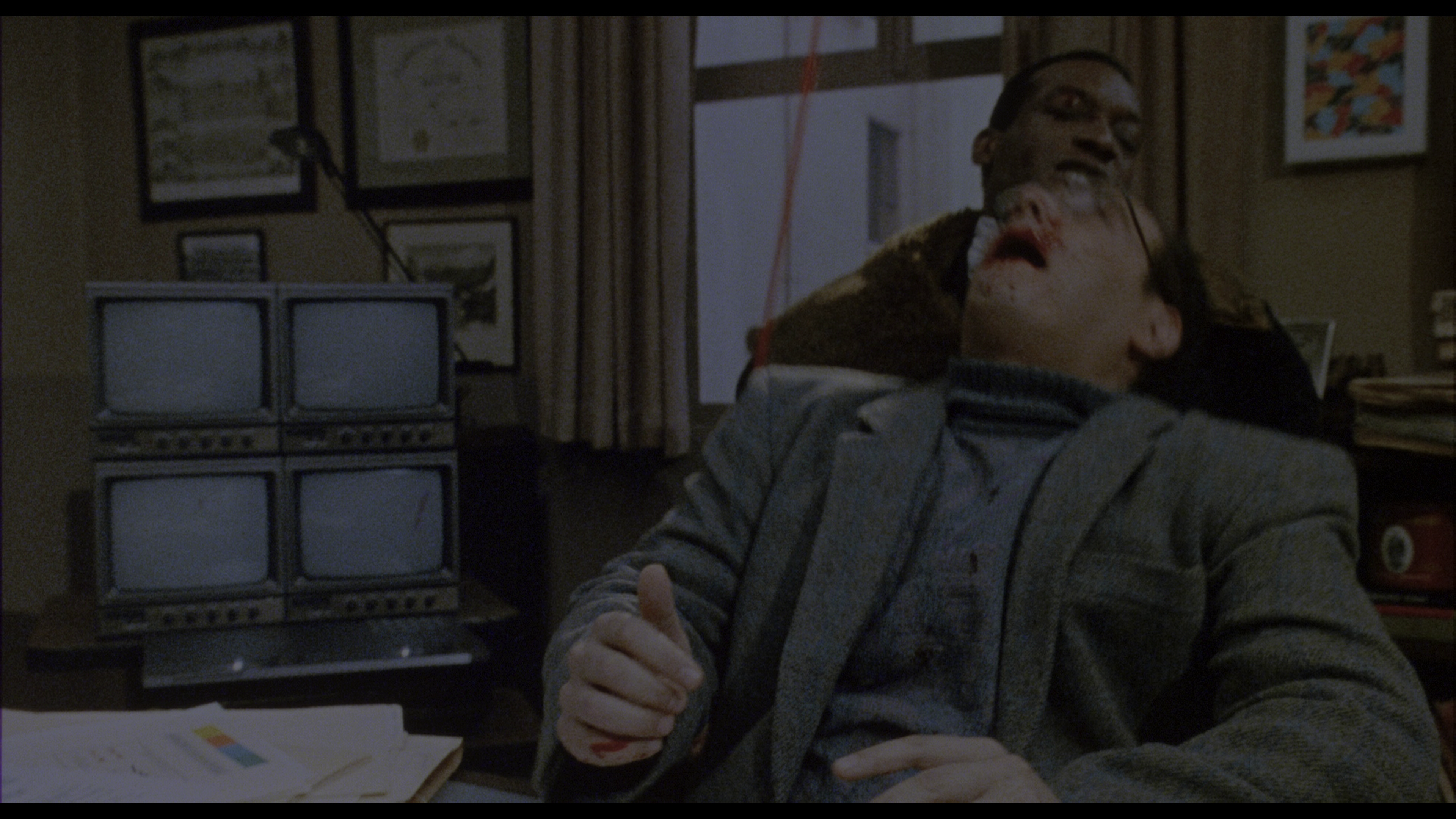 Candyman 4K unrated cut cap 5