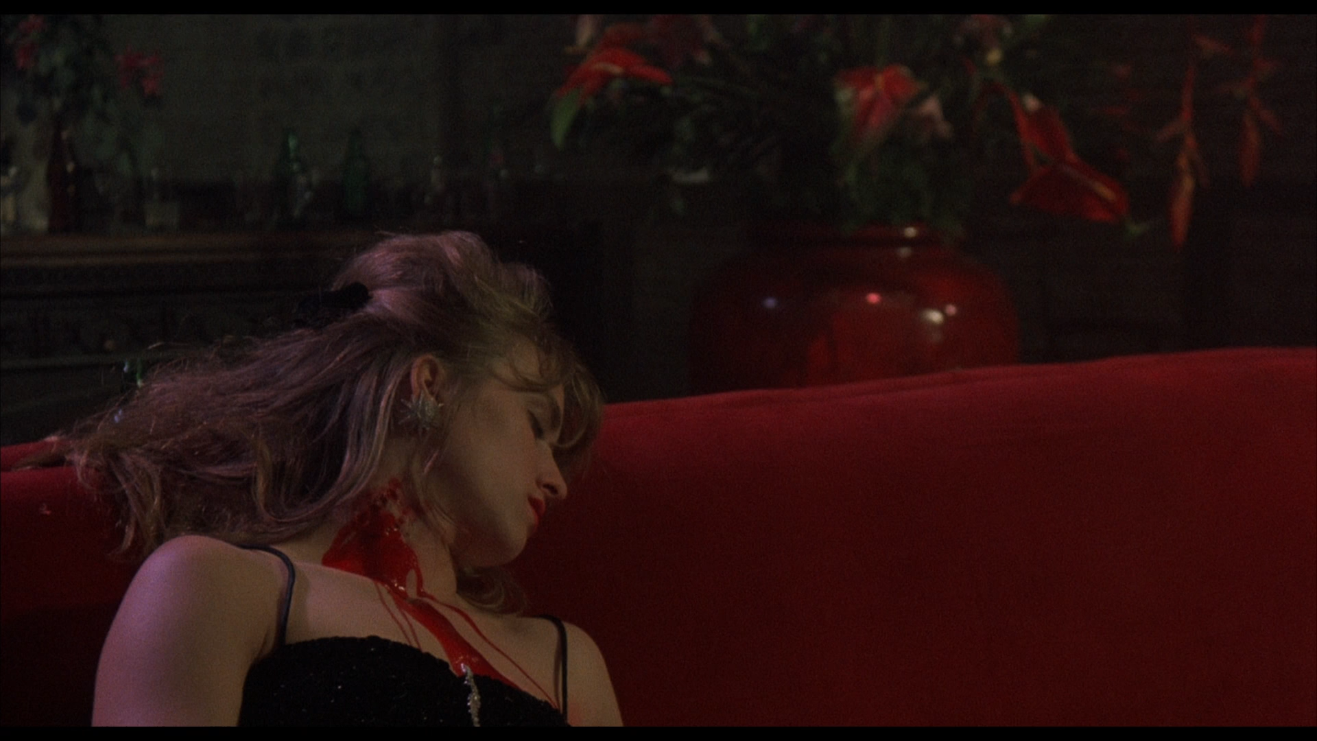 Vampire's Kiss Blu-ray screencap 11