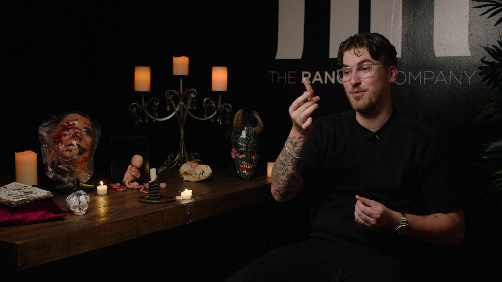 Two Witches Behind the Movie featurettes