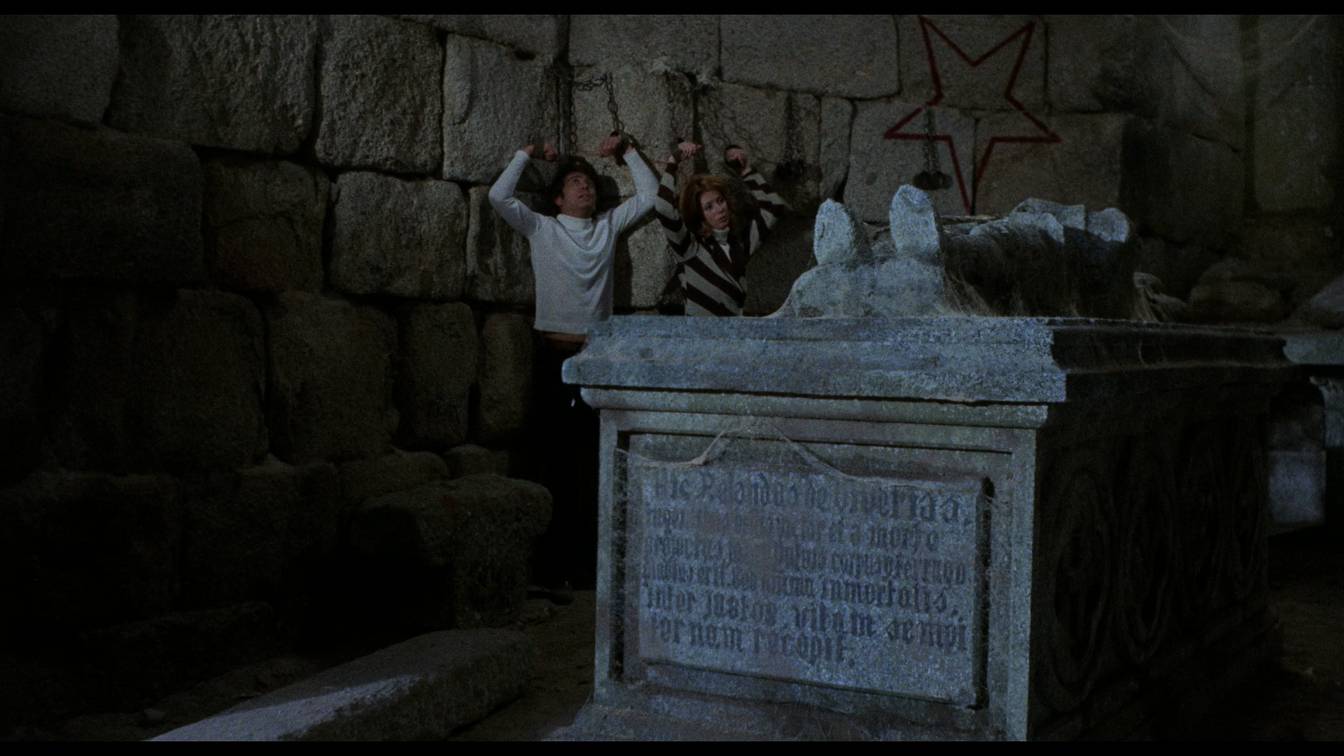 The Werewolf vs. Vampire Woman Spanish integral cut Blu-ray cap 4