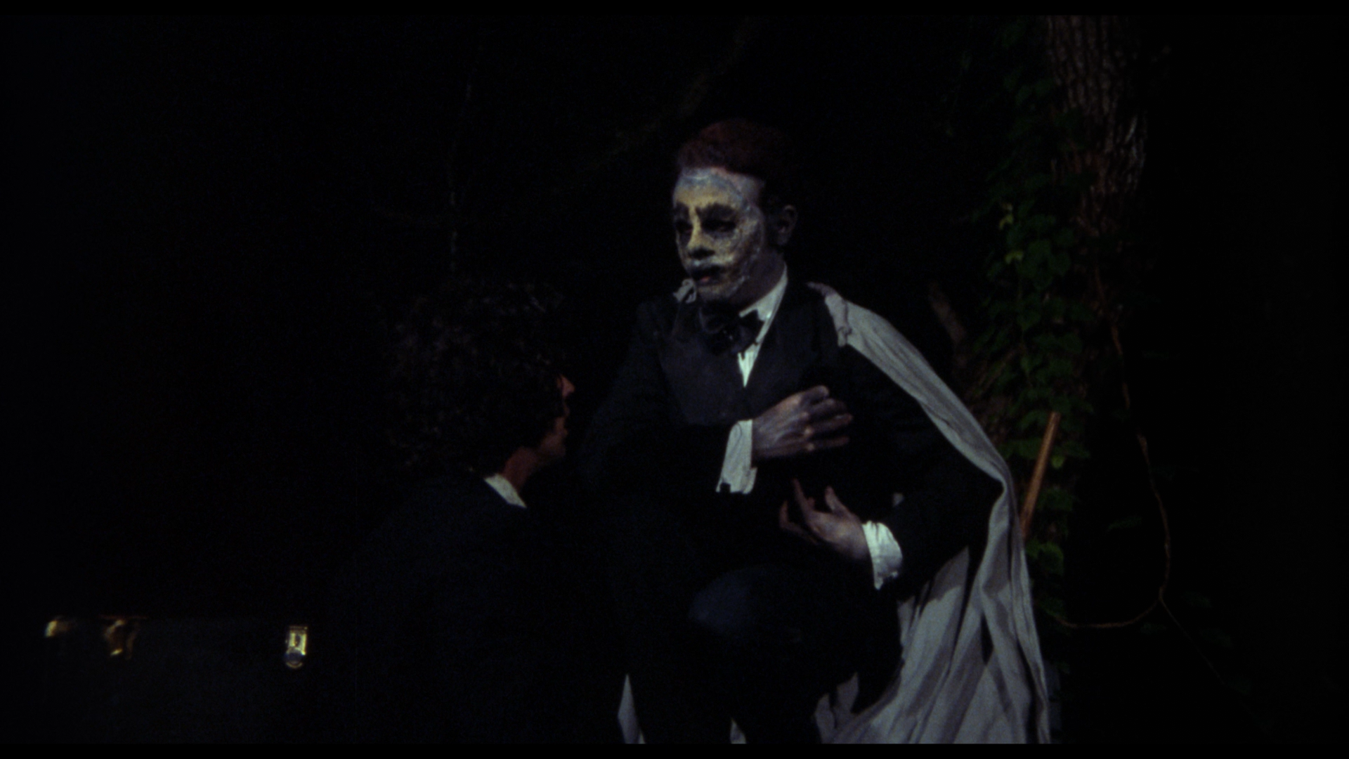 Children Shouldn't Play With Dead Things cap 3