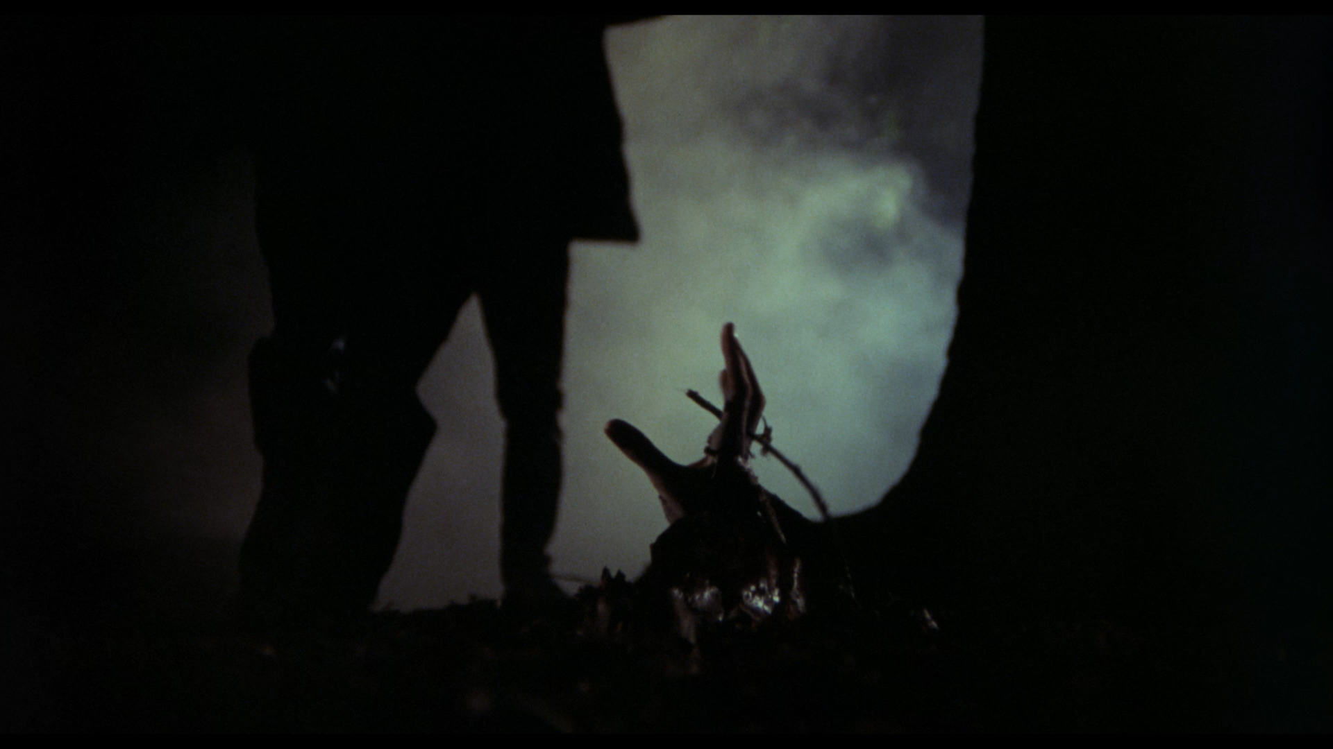 Children Shouldn't Play With Dead Things cap 7