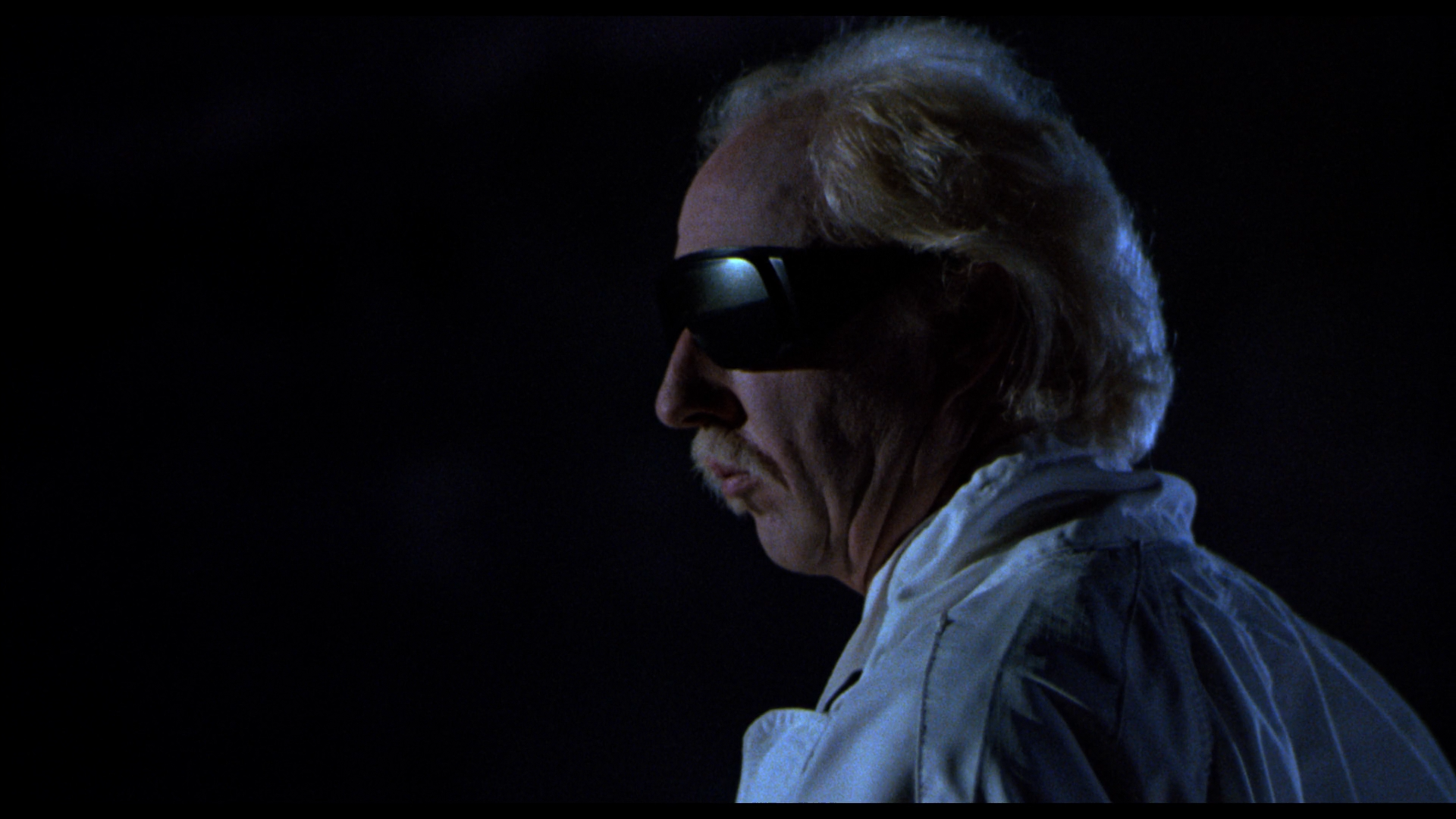 Nightmare at Noon cap 1