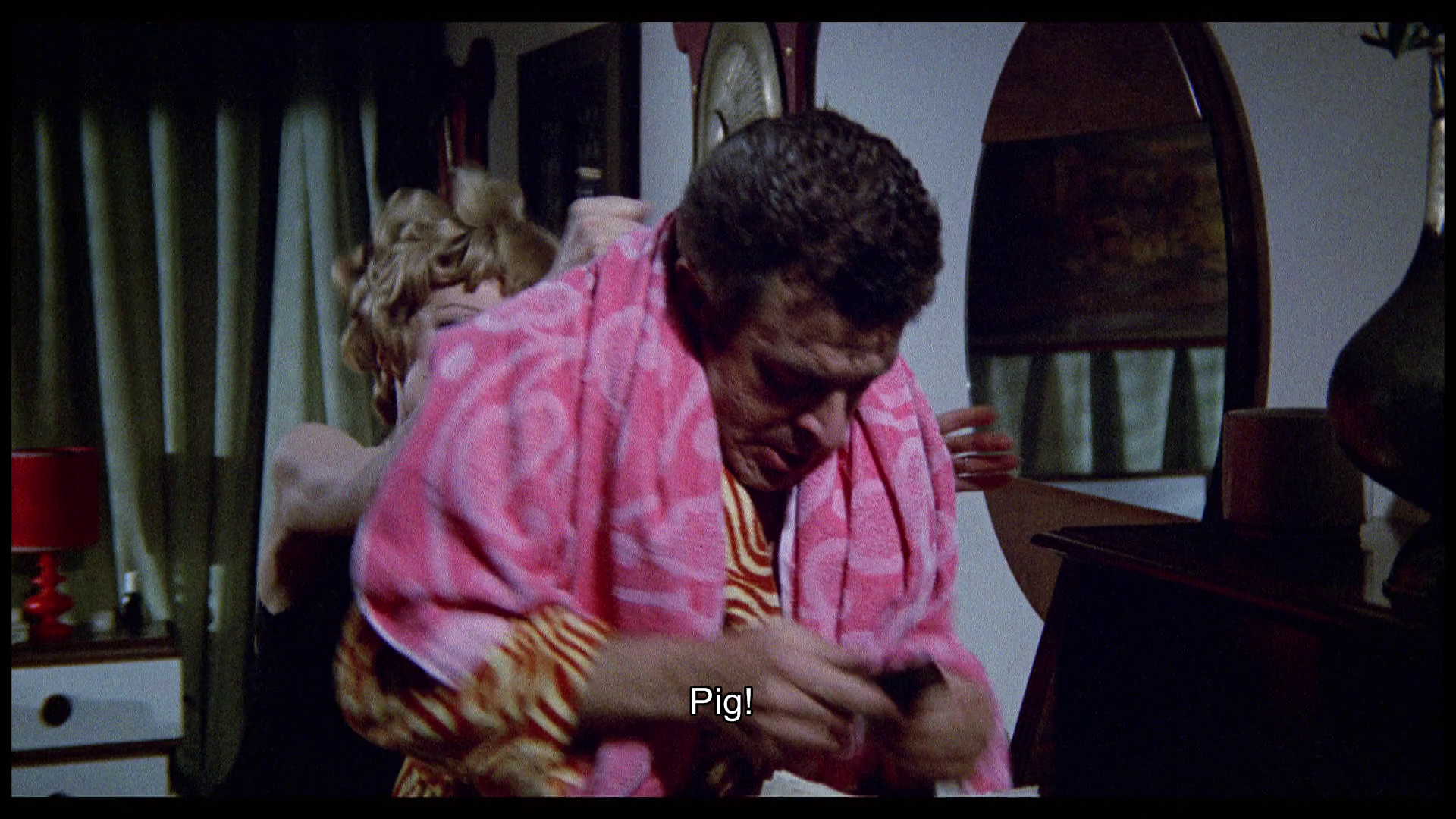 In the Folds of the Flesh Italian trailer