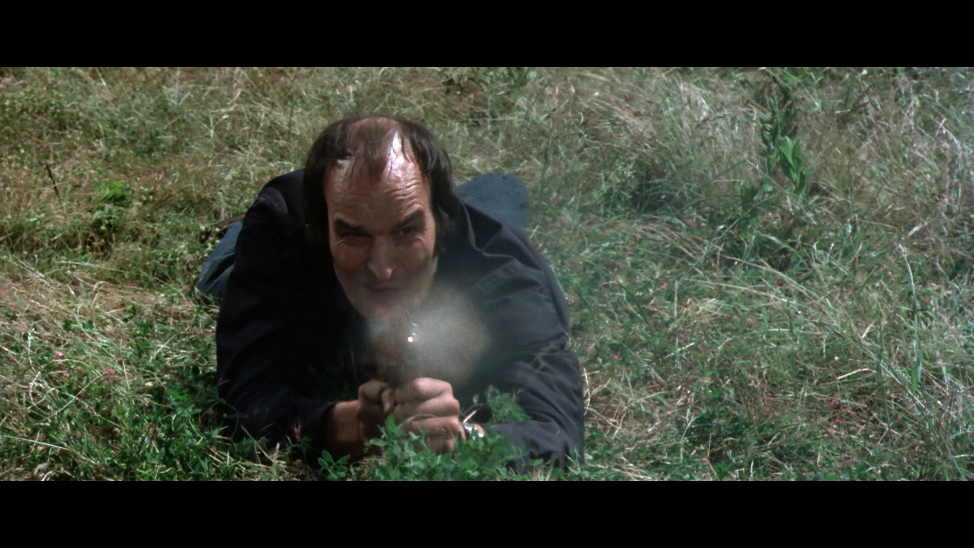 Free Hand for a Tough Cop cap 8