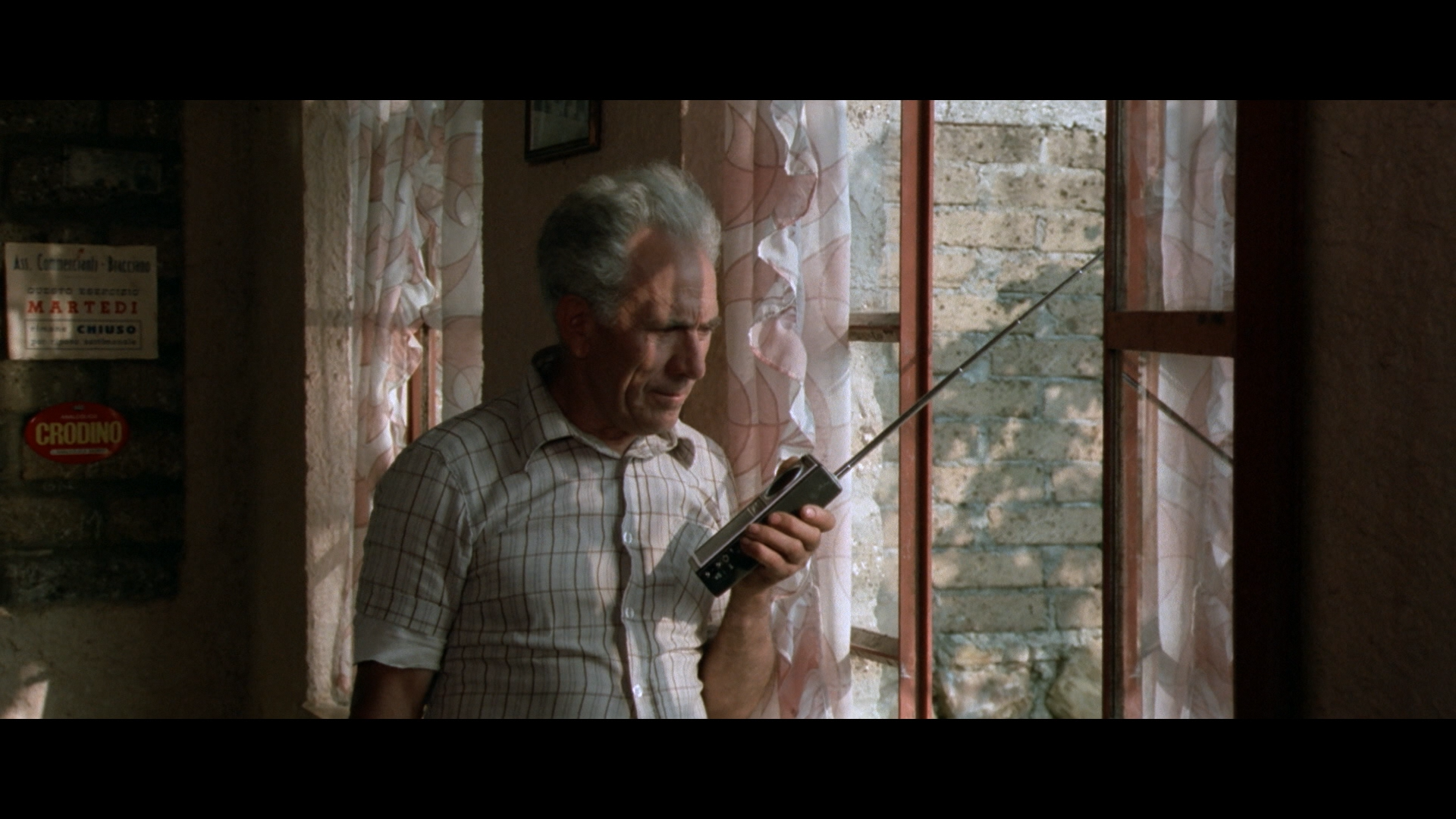 Free Hand for a Tough Cop cap 11