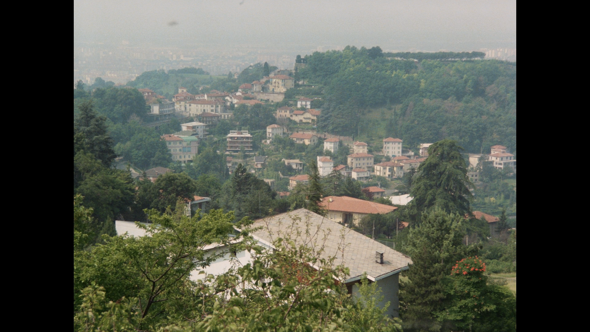 The Sunday Woman 1.33:1 version cap 6