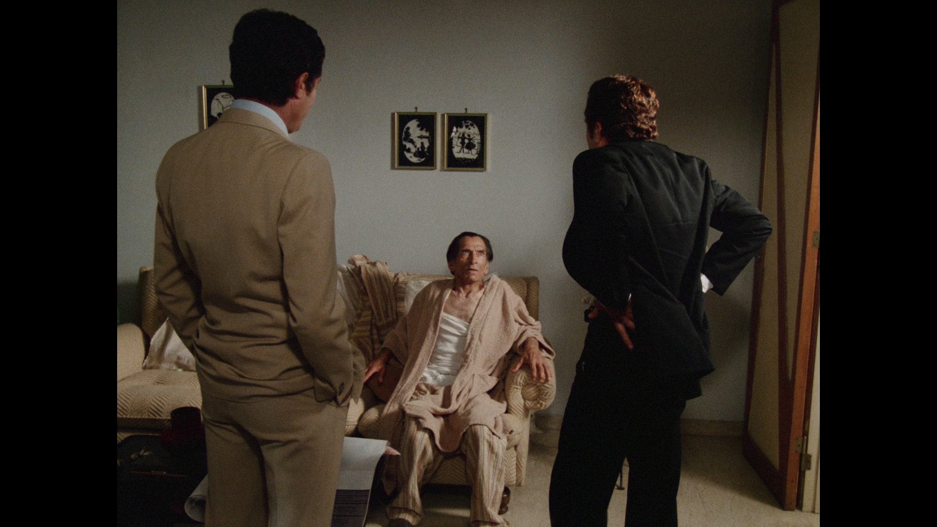 The Sunday Woman 1.33:1 version cap 9