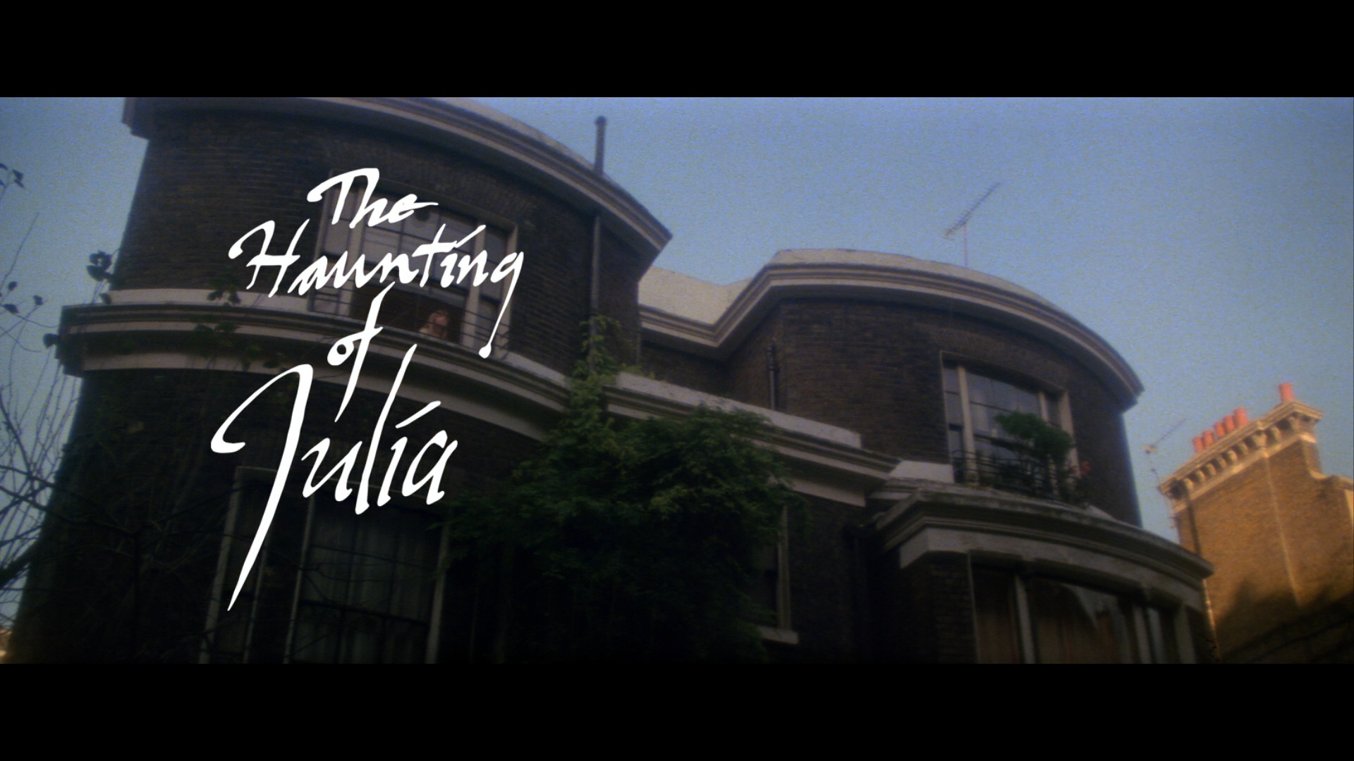 The Haunting of Julia cap 1