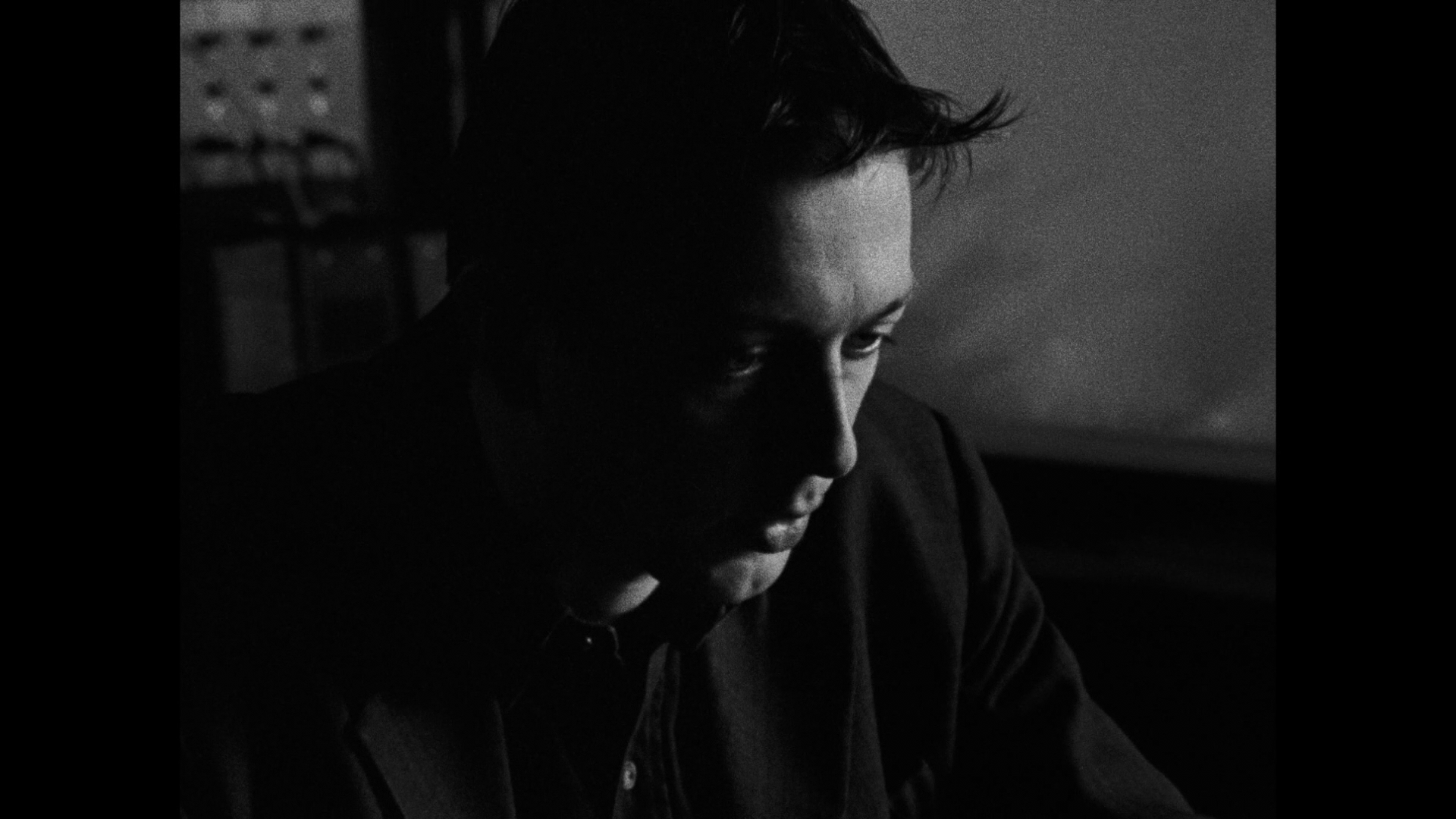 Following Blu-ray screencap 2