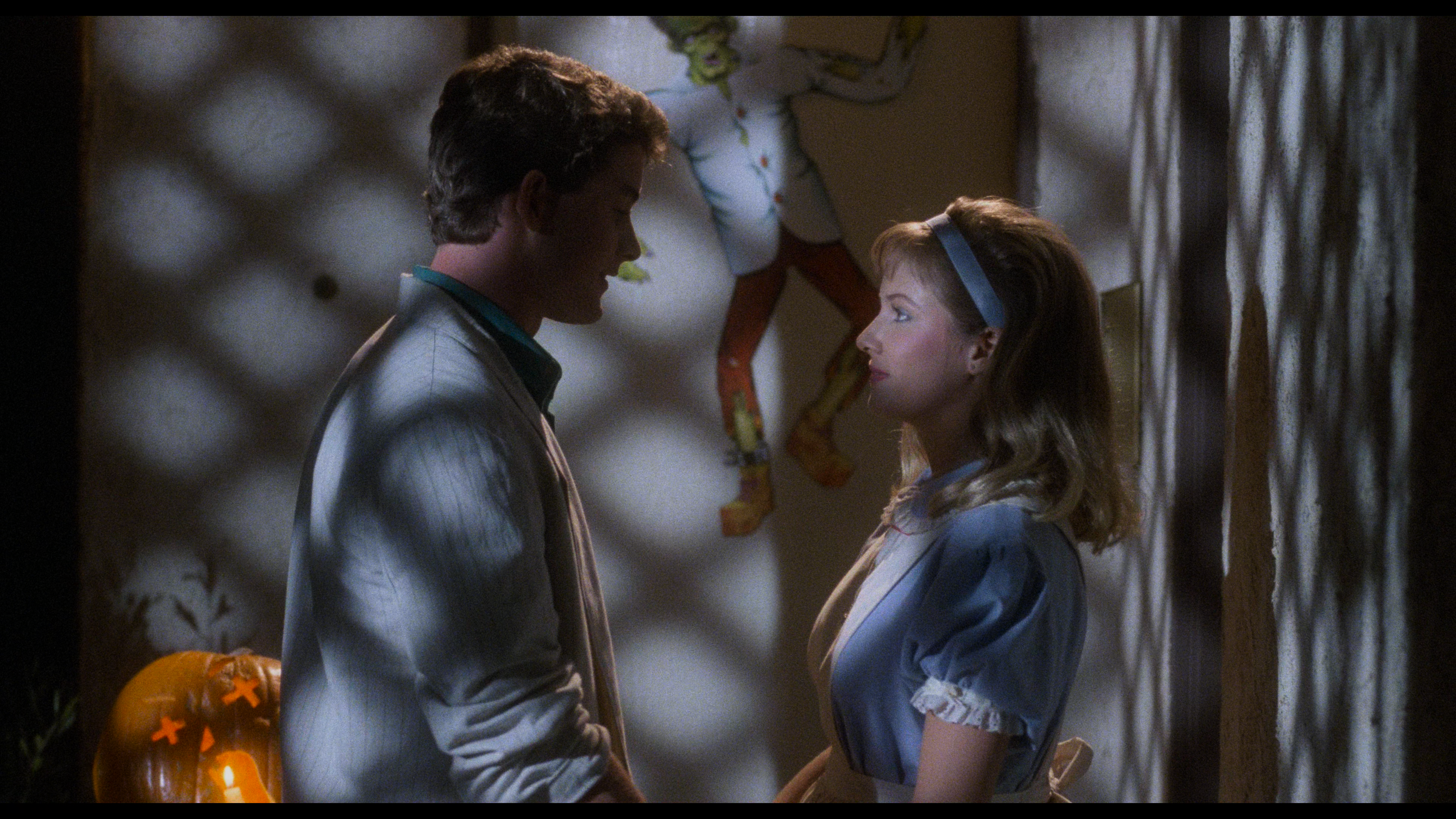 Night of the Living Dead 4K cap 2