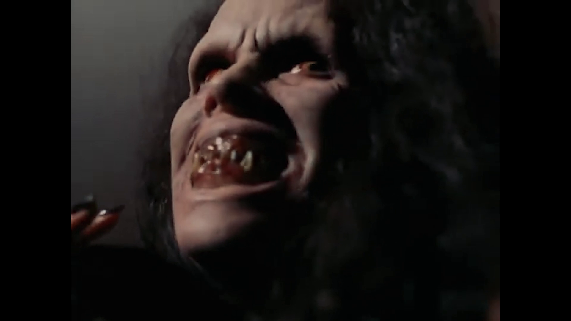 Night of the Demons 2 4K trailer