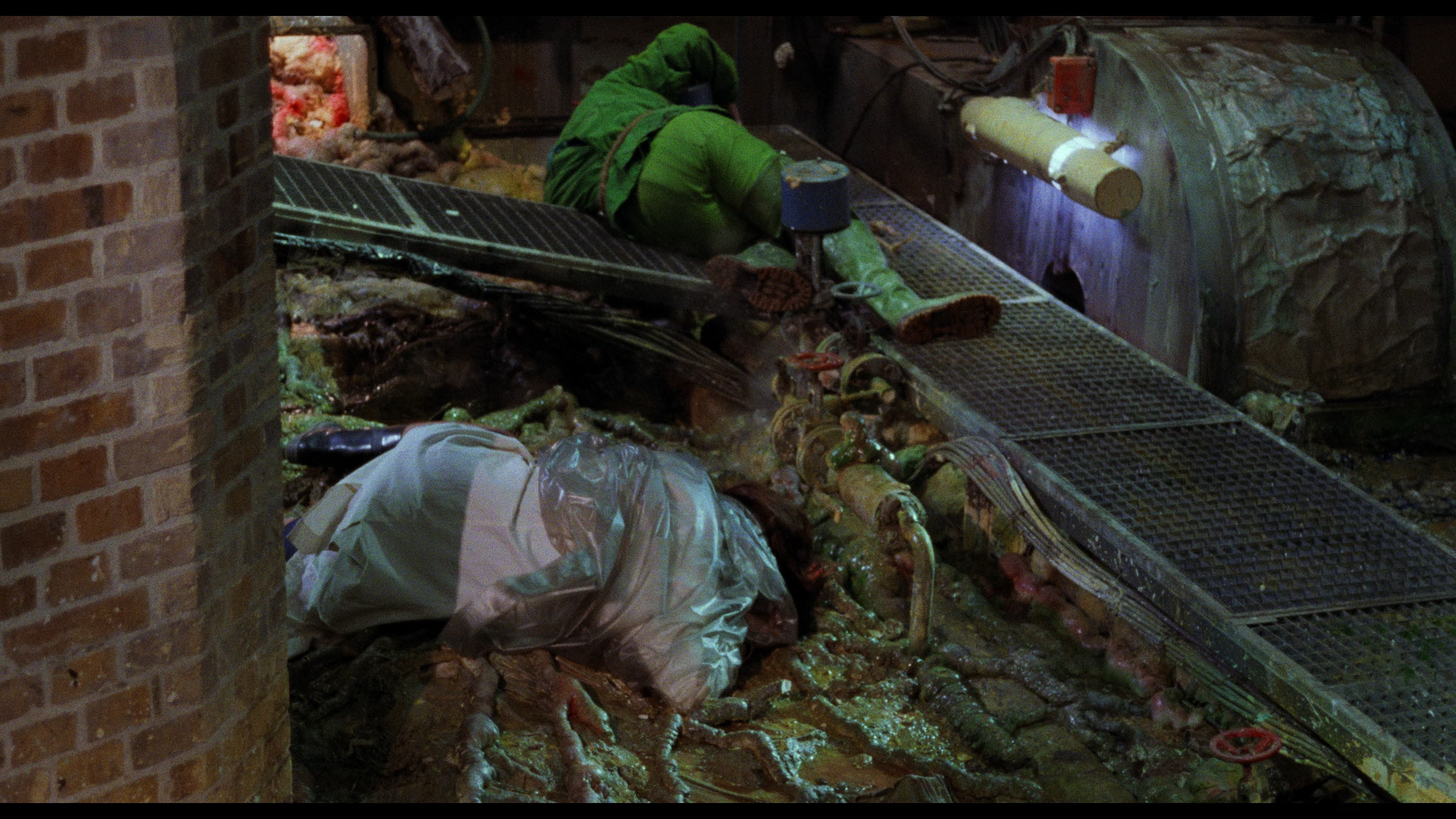 Killer Condom Blu-ray director's cut cap 6