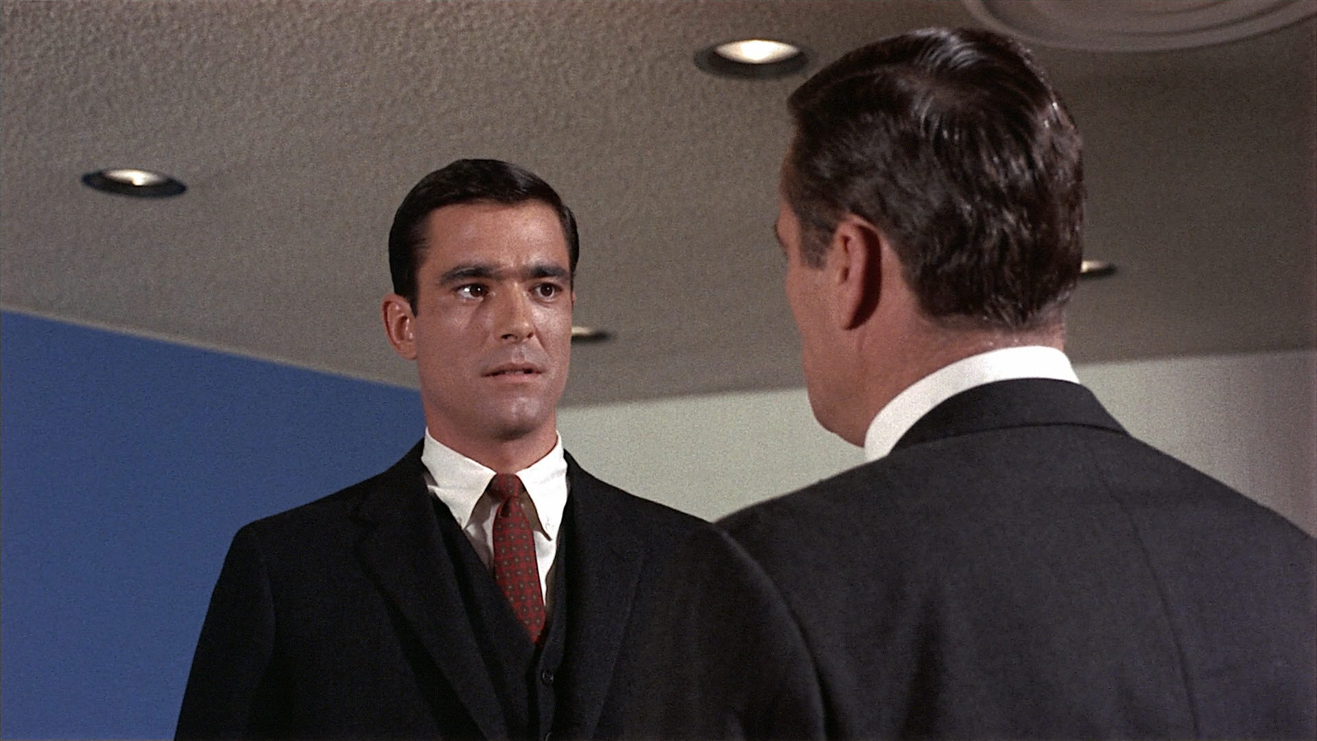 Dead Heat On a Merry-Go-Round cap 8