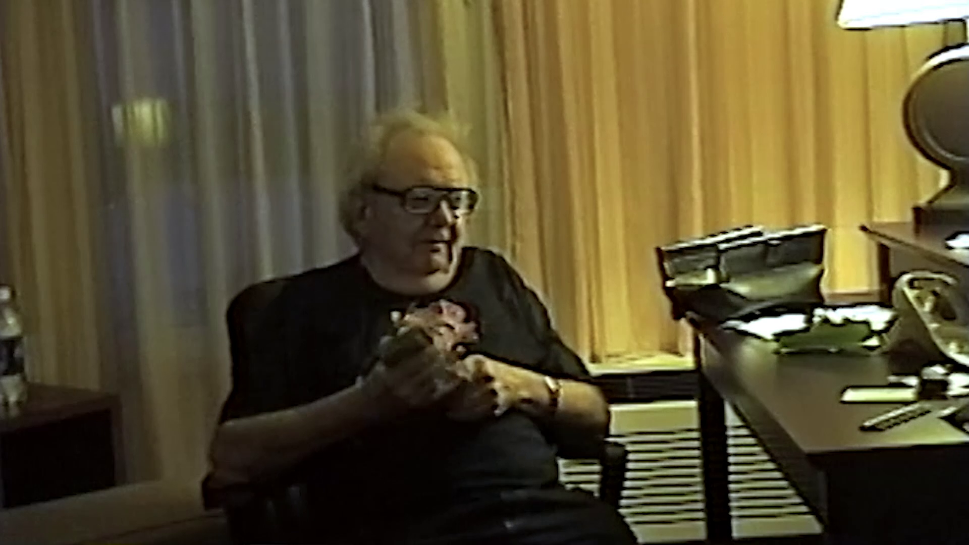 Blood Sucking Freaks 4K Joel Reed hotel room interview