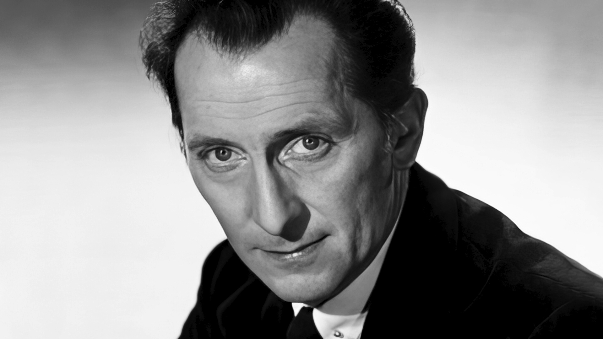 Cone of Silence Cushing interviewed by Tony Dalton