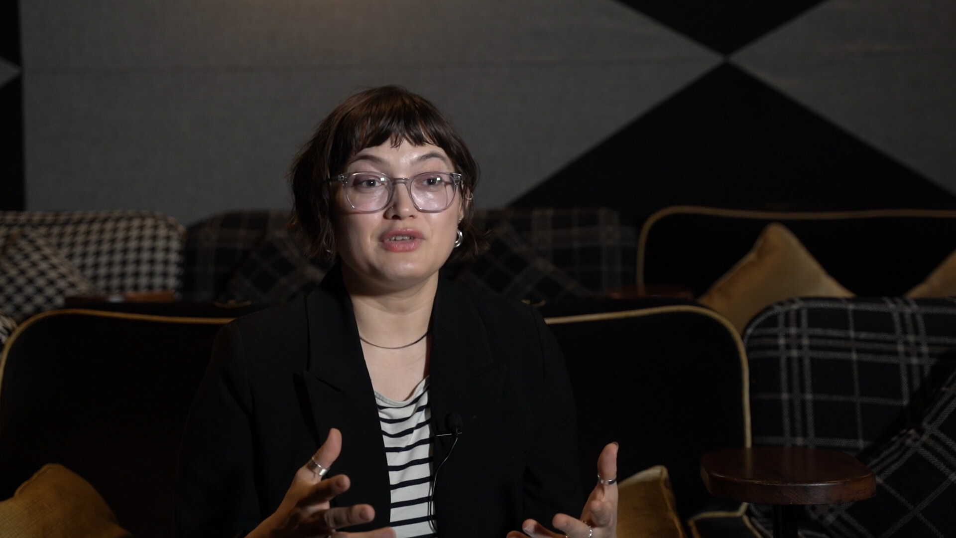 Anna Bogutskaya plays The Queen of Spades