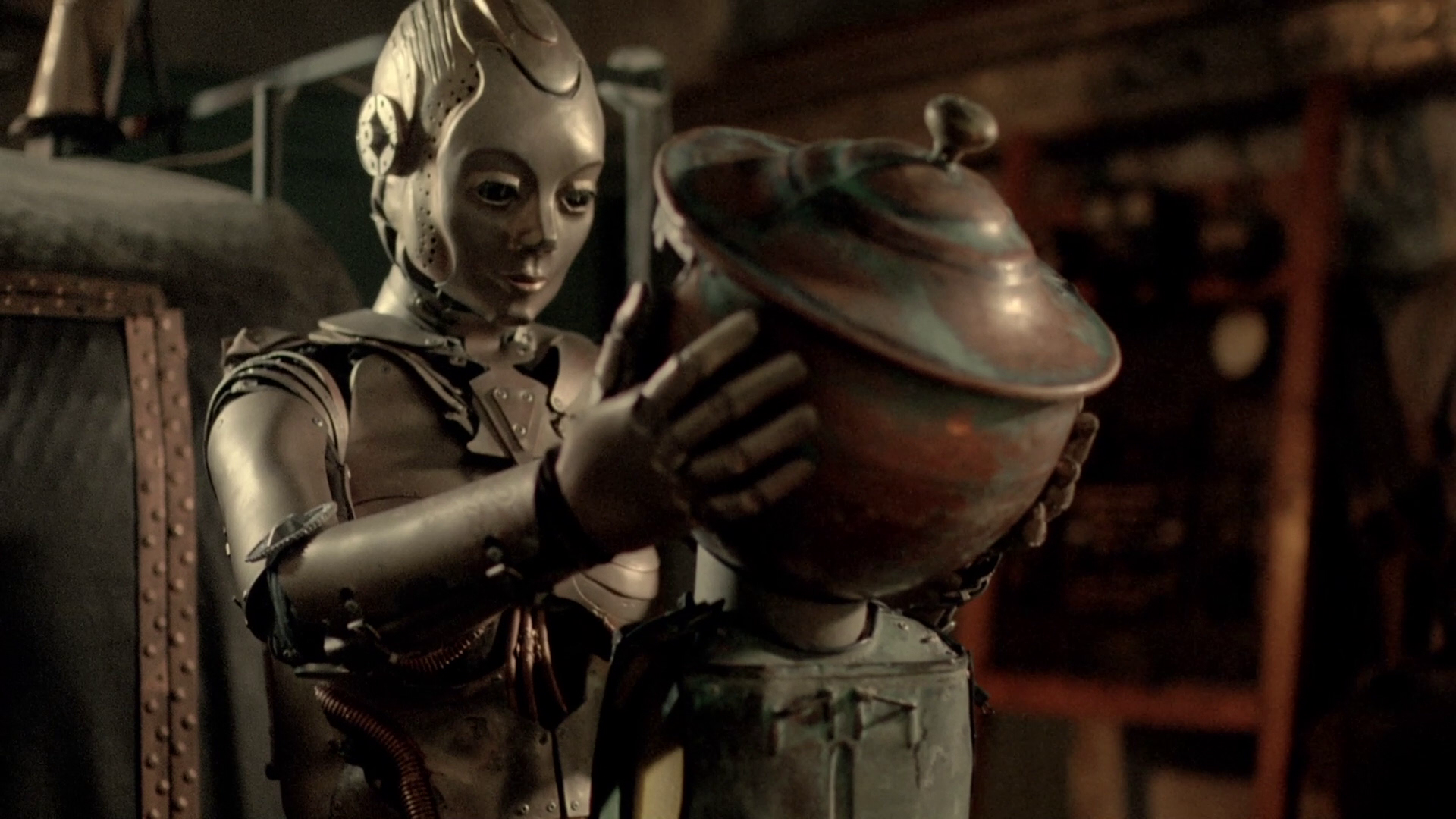 Lola The Girl with the Mechanical Maiden short