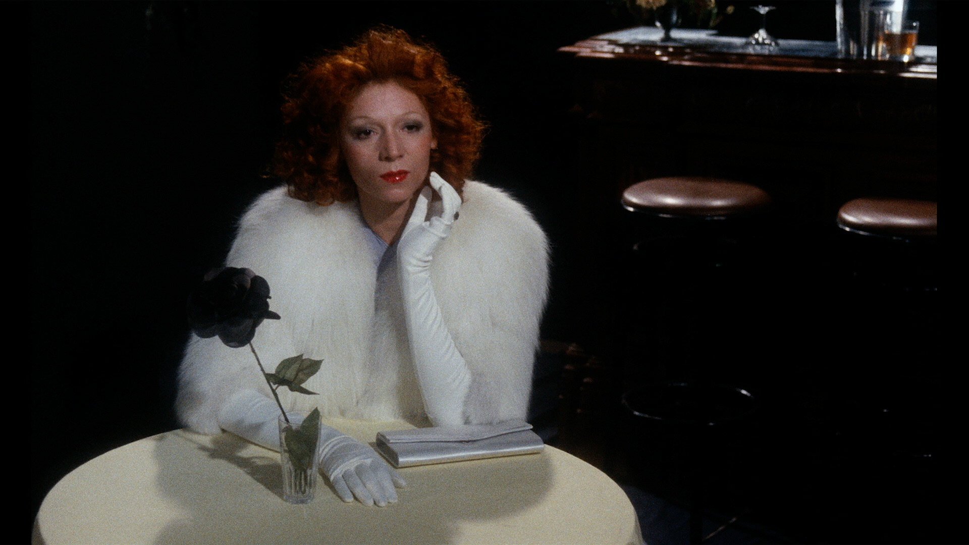 Don't Change Hands Blu-ray screencap 3