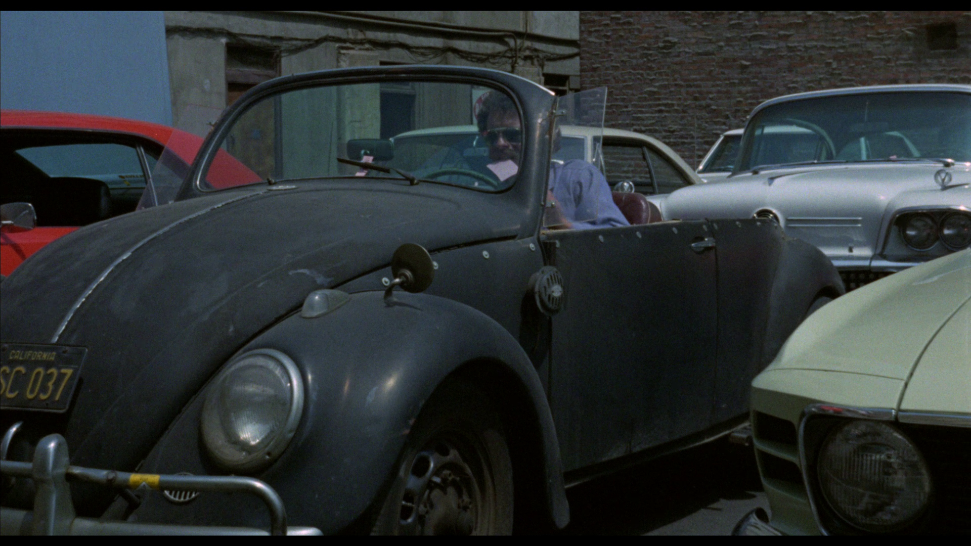 Hollywood 90028 cameraman outtakes