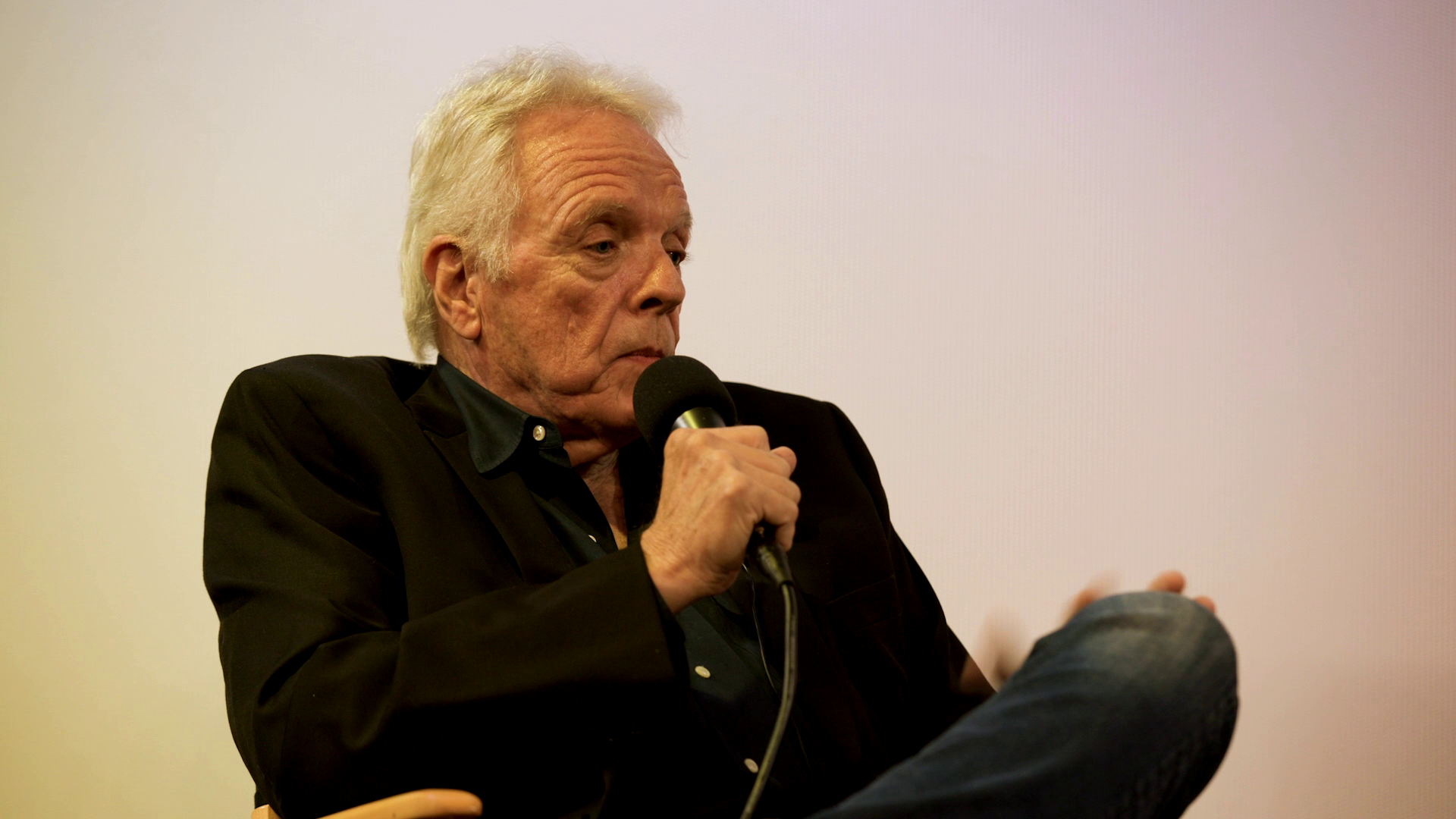 Hollywood 90028 Beverly Q&A