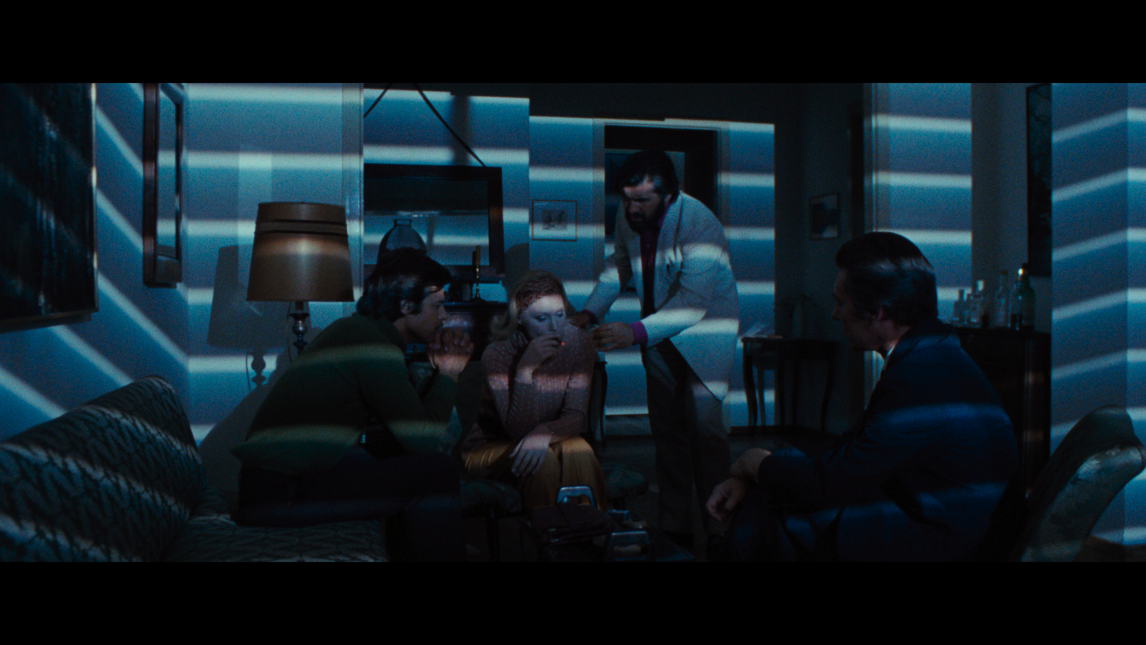 Short Night of Glass Dolls 4K cap 4