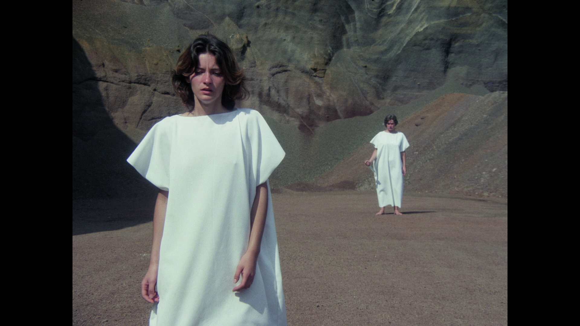 The Glass Ceiling Anta Mujer short film