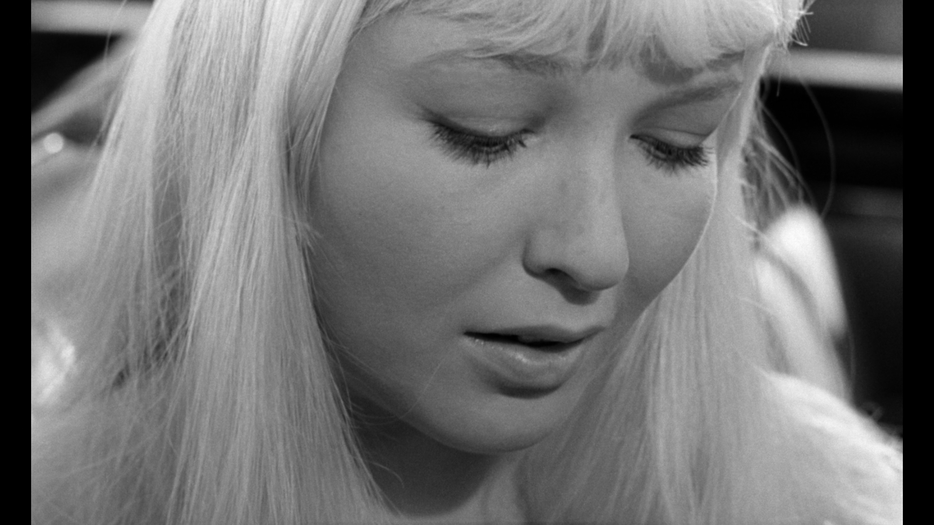 Nude in a White Car cap 10