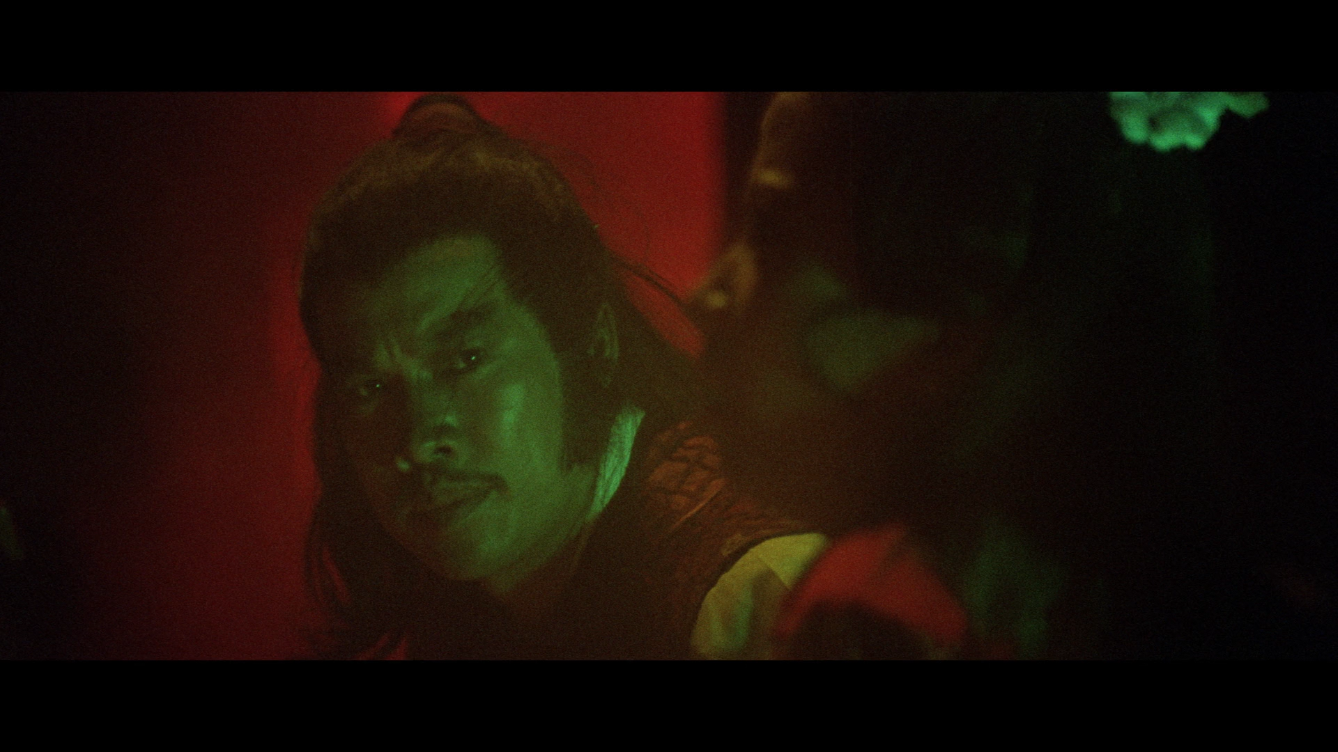 Bloody Parrot cap 10