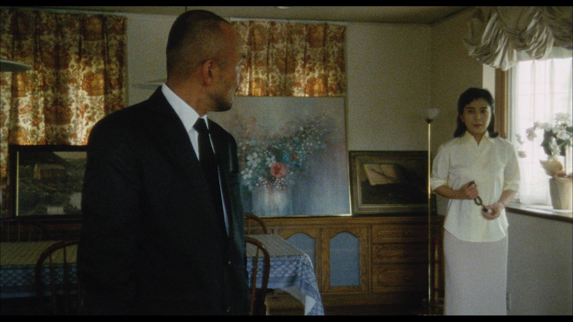 Agitator Blu-ray screencap 4