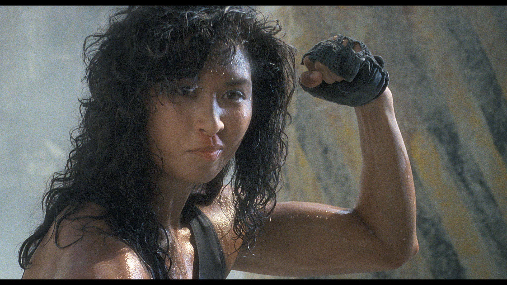 She Shoots Straight Blu-ray screenshot 12