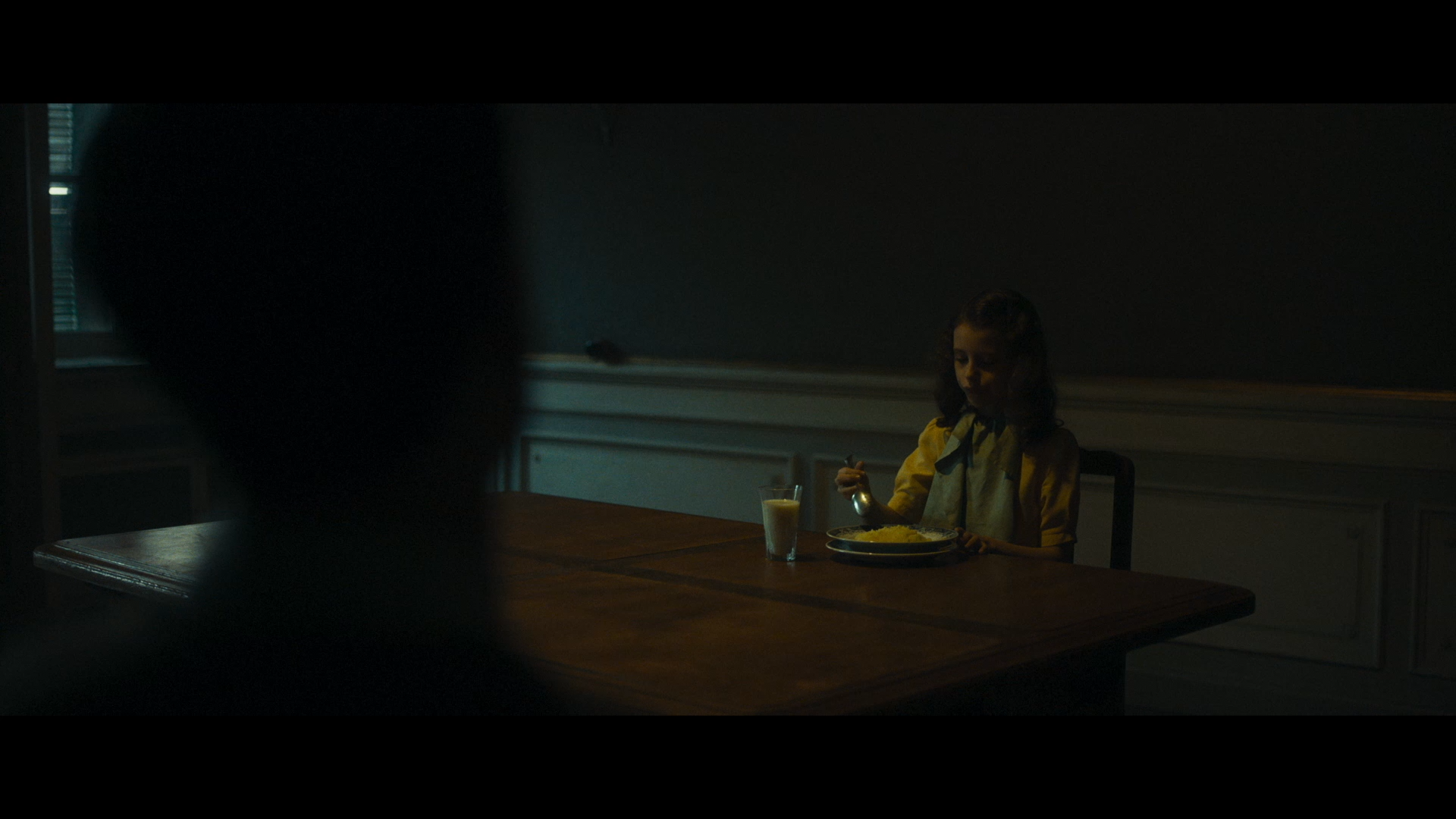 Earwig Blu-ray screencap 2